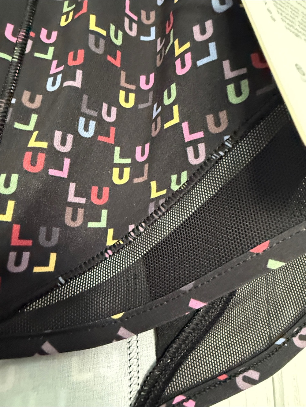 lululemon athletica Hotty Hot HR Short 2.5” Lined in the Multi Color Logo & BLK - Picture 4 of 10